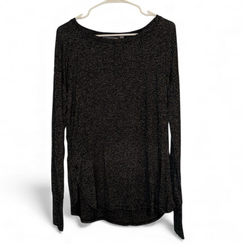Women’s athleta charcoal gray lightweight long sleeve active top rn 54023 medium